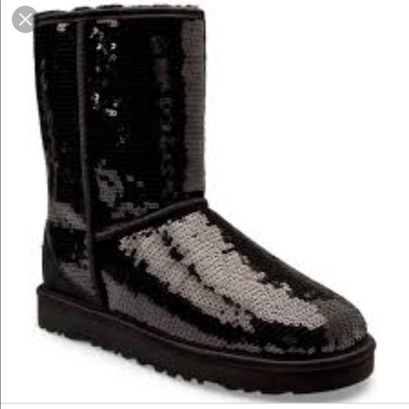 black Sequin uggs Size7 Never worn only tried ! - Picture 2 of 4